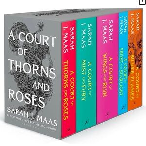 A Court of Thorne and Roses book set